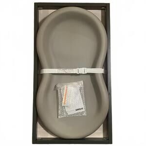 KEEKAROO - Peanut Changer Diaper Changing Pad (Gray) + Green Wooden Tray + Strap